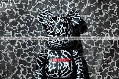 File tranh gau KAWS tranh treo 516 (bản gốc) in lụa dán tường